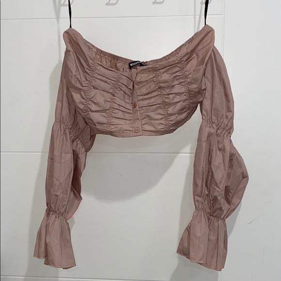 Blush ruched crop top - Picture 2 of 3